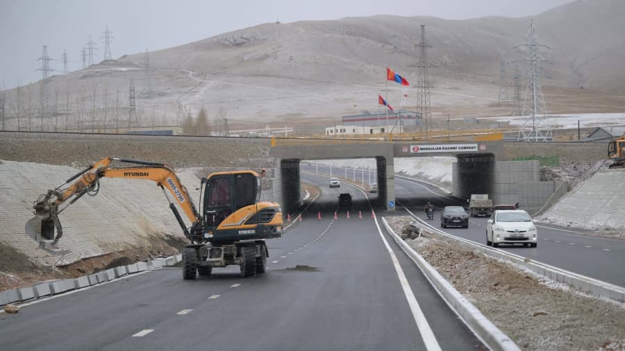 Эмээлтийн постыг ирэх онд Аргалант руу шилжүүлнэ